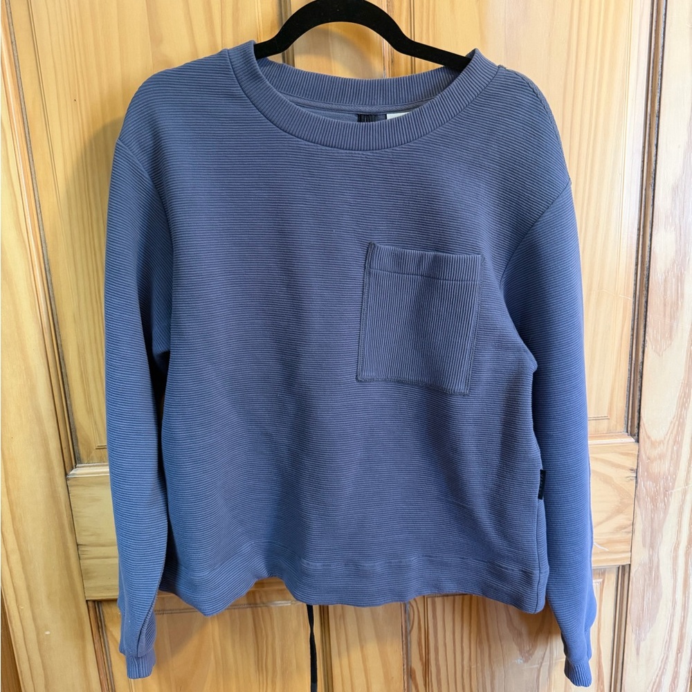 Varley Blue / Purple Ribbed Crewneck Sweater